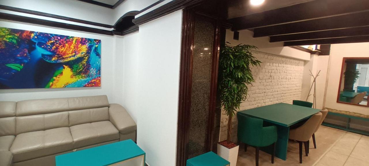 Old Cafe Spa Apartment เบลเกรด ภายนอก รูปภาพ